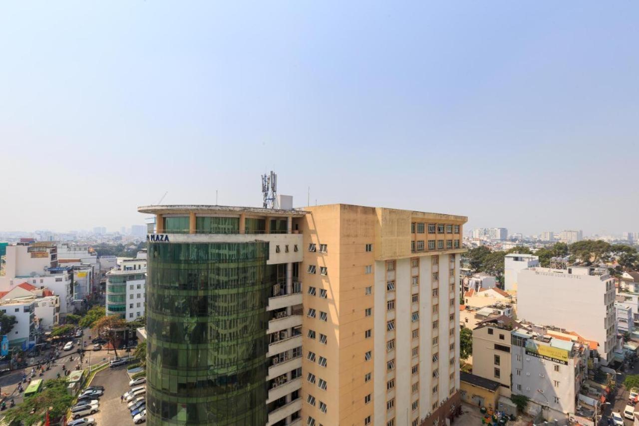 Austin Home Apartment Sky Center - Near Tan Son Nhat Airport Хошимин Экстерьер фото