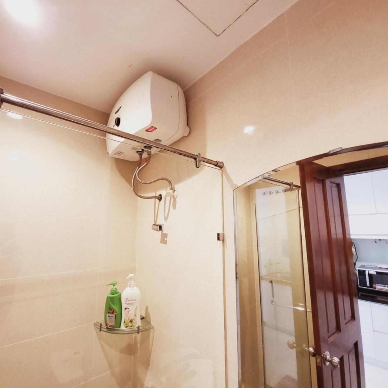 Austin Home Apartment Sky Center - Near Tan Son Nhat Airport Хошимин Экстерьер фото